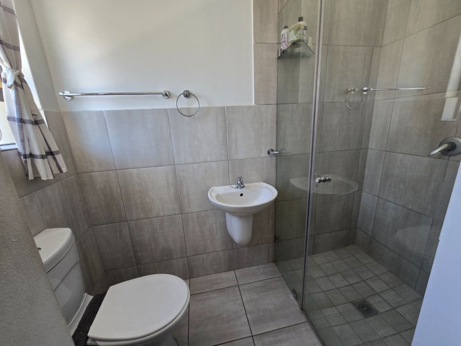 2 Bedroom Property for Sale in Westridge Western Cape